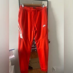 Nike Sportswear Tech Icon Knit Joggers